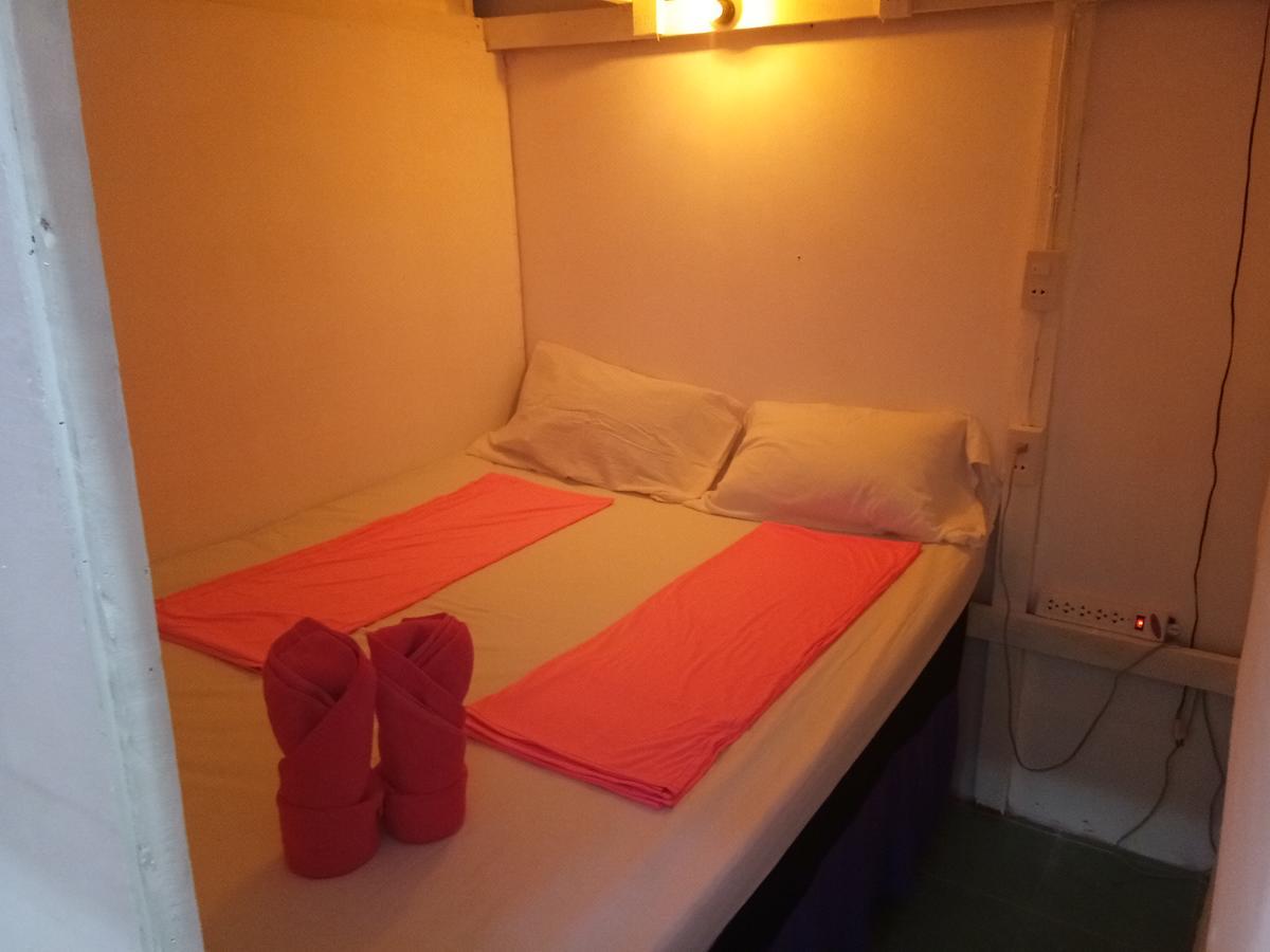 Wild & Wandering Backpacker Hostel & Bar هاد رين الغرفة الصورة