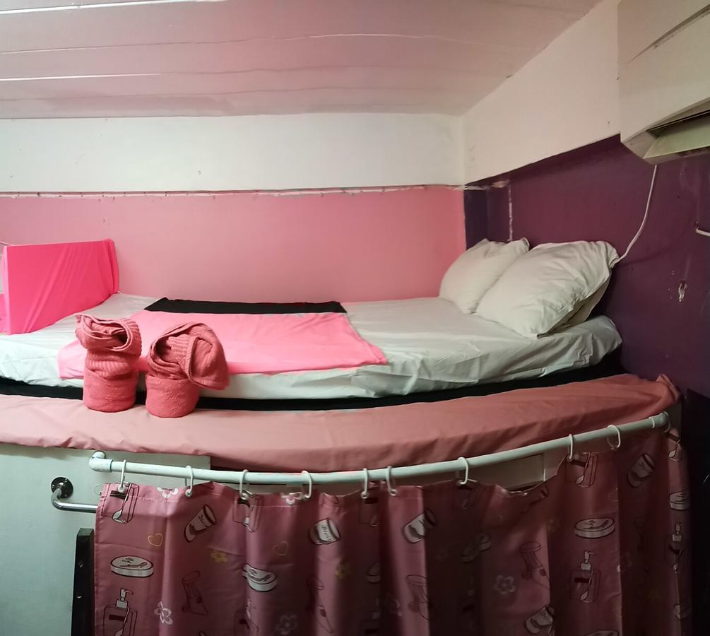Wild & Wandering Backpacker Hostel & Bar هاد رين الغرفة الصورة