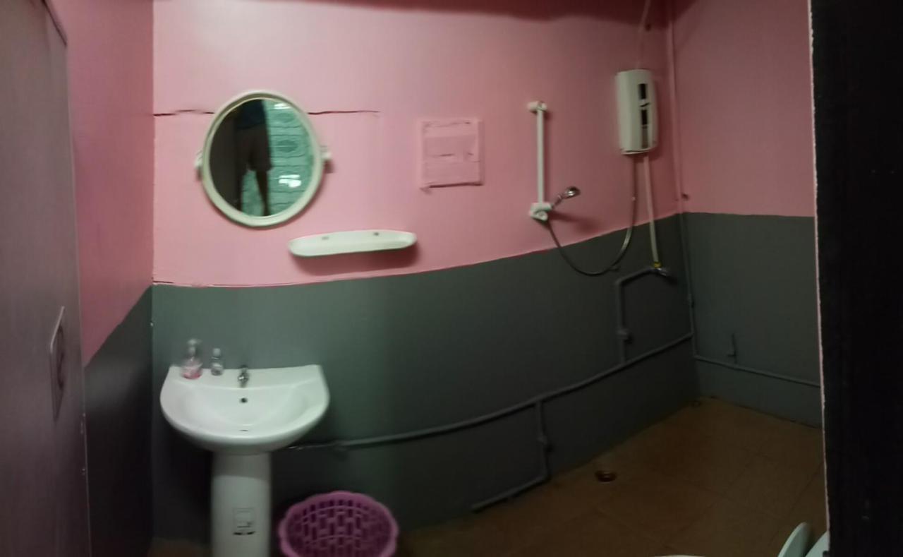 Wild & Wandering Backpacker Hostel & Bar هاد رين الغرفة الصورة
